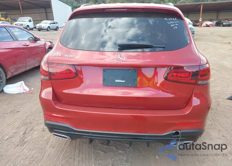 2021 Mercedes-Benz Glc z USA, uszkodzony, nr VIN W1N0G8DB5MB263673